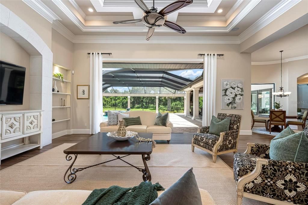 На продажу: $2,799,000 (3 спален, 3 ванн, 4084 Квадратных фут)