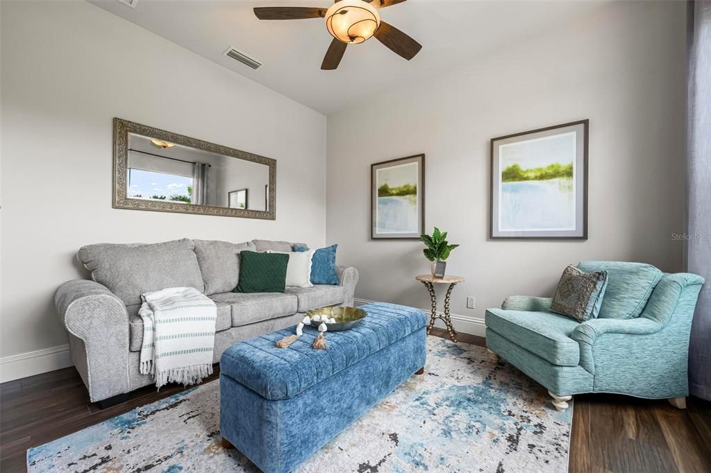 На продажу: $2,799,000 (3 спален, 3 ванн, 4084 Квадратных фут)