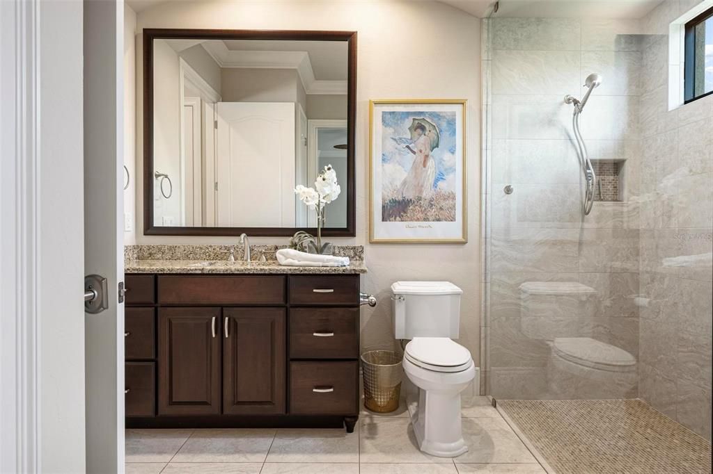 На продажу: $2,799,000 (3 спален, 3 ванн, 4084 Квадратных фут)