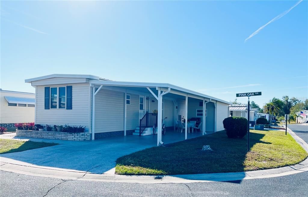 Под контрактом: $199,000 (2 спален, 1 ванн, 1104 Квадратных фут)