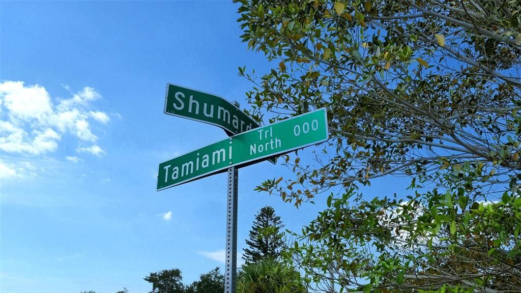 待售: $395,000 (0.24 acres)