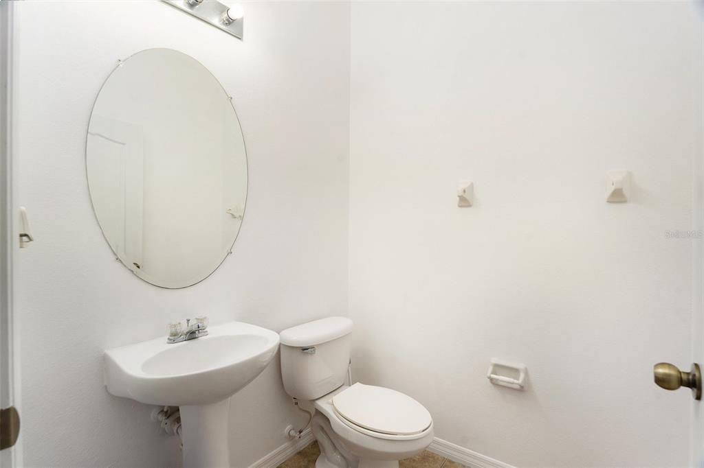 For Sale: $239,000 (3 beds, 2 baths, 1626 Square Feet)