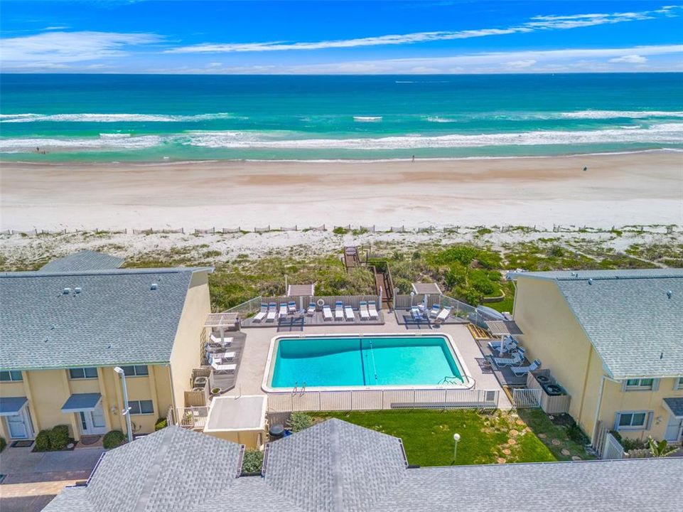 Vendido Recientemente: $748,500 (3 camas, 3 baños, 1444 Pies cuadrados)