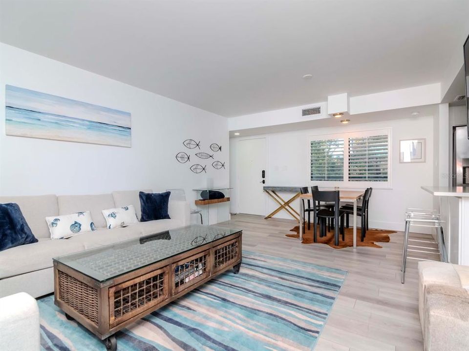 For Rent: $7,000 (3 beds, 2 baths, 1345 Square Feet)