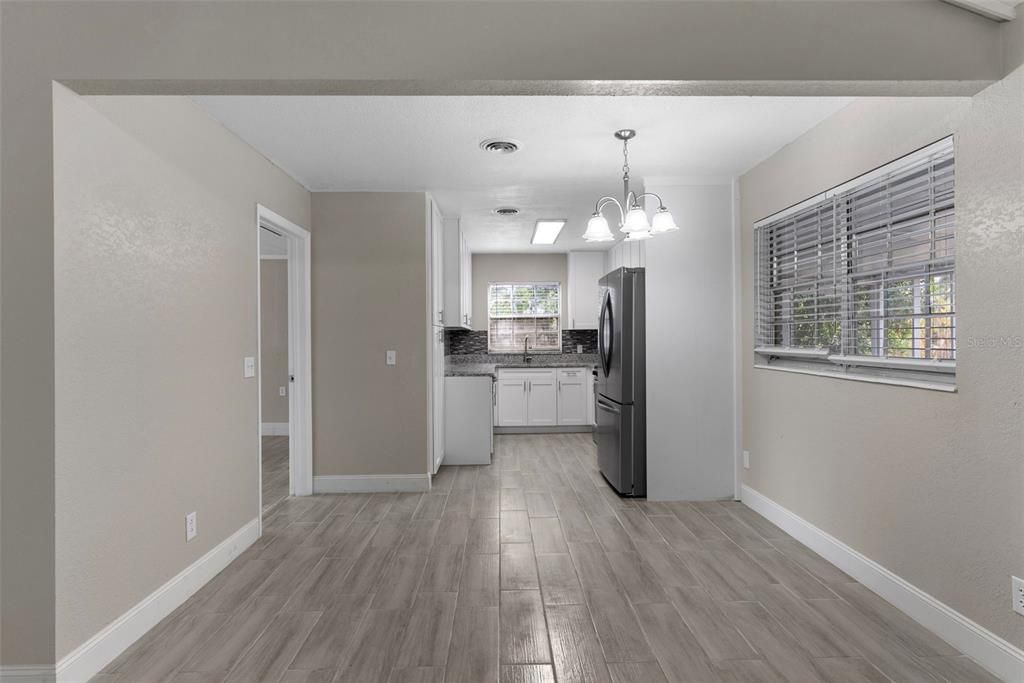 En Venta: $294,990 (3 camas, 2 baños, 1854 Pies cuadrados)