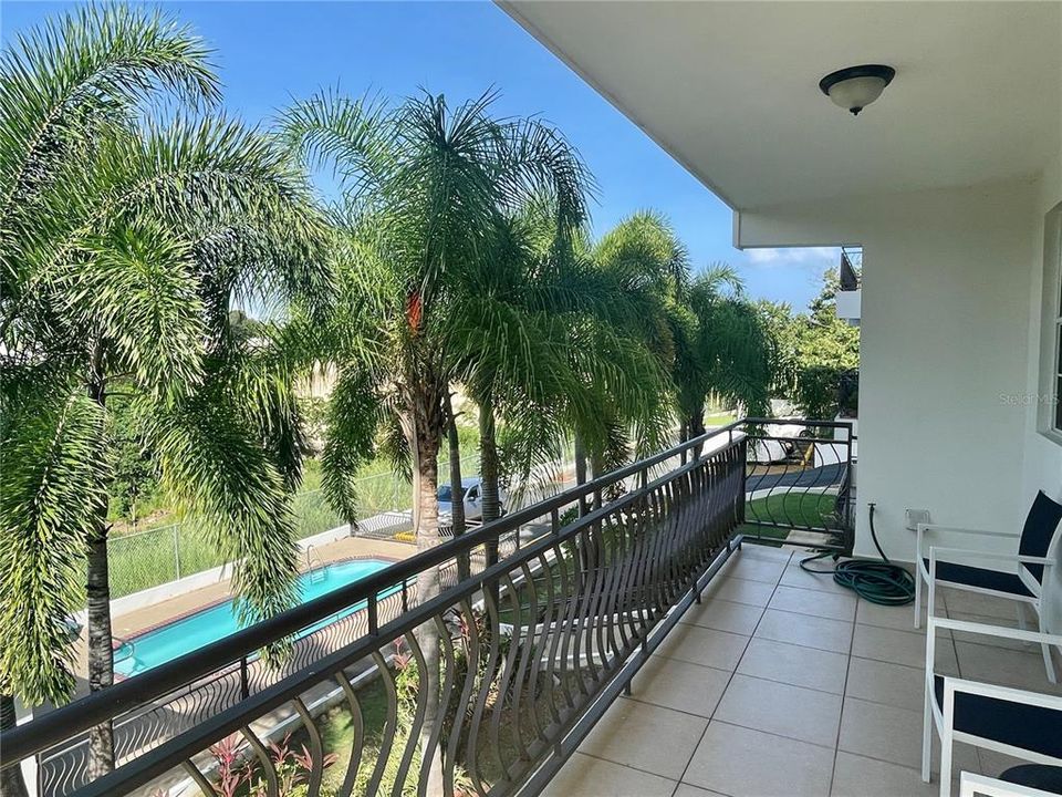 待售: $525,000 (3 贝兹, 3 浴室, 2041 平方英尺)