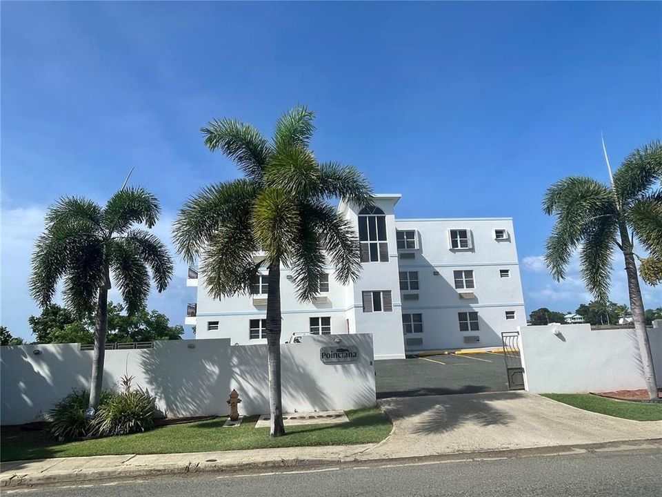 待售: $525,000 (3 贝兹, 3 浴室, 2041 平方英尺)