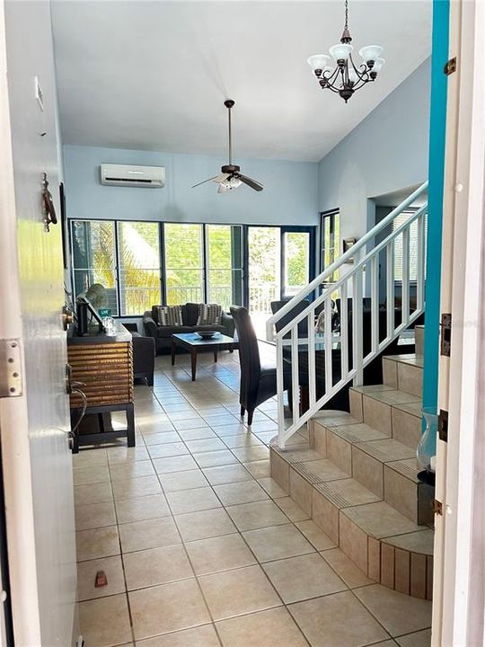 For Sale: $391,000 (3 beds, 3 baths, 2052 Square Feet)