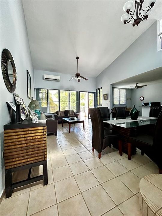 For Sale: $391,000 (3 beds, 3 baths, 2052 Square Feet)