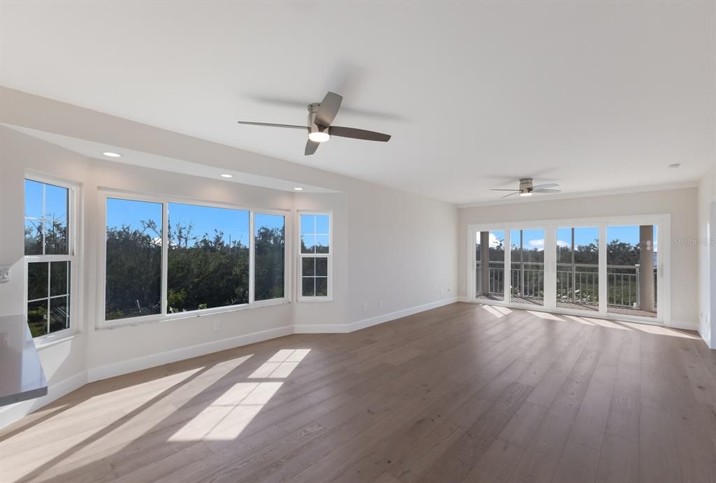 待售: $649,500 (2 贝兹, 2 浴室, 1593 平方英尺)