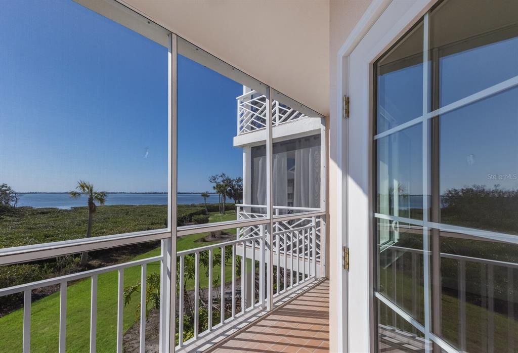 待售: $649,500 (2 贝兹, 2 浴室, 1593 平方英尺)