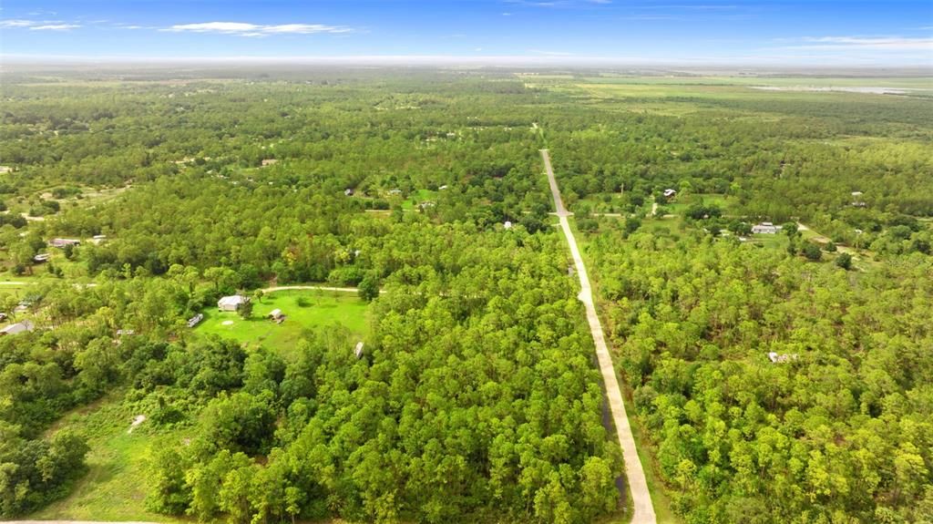 待售: $99,800 (2.50 acres)