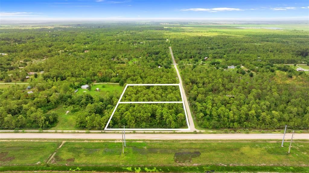 待售: $99,800 (2.50 acres)