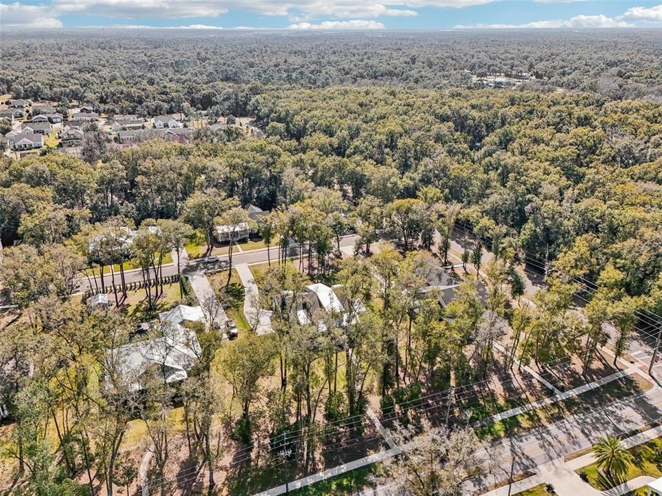 En Venta: $675,000 (4 camas, 3 baños, 2275 Pies cuadrados)