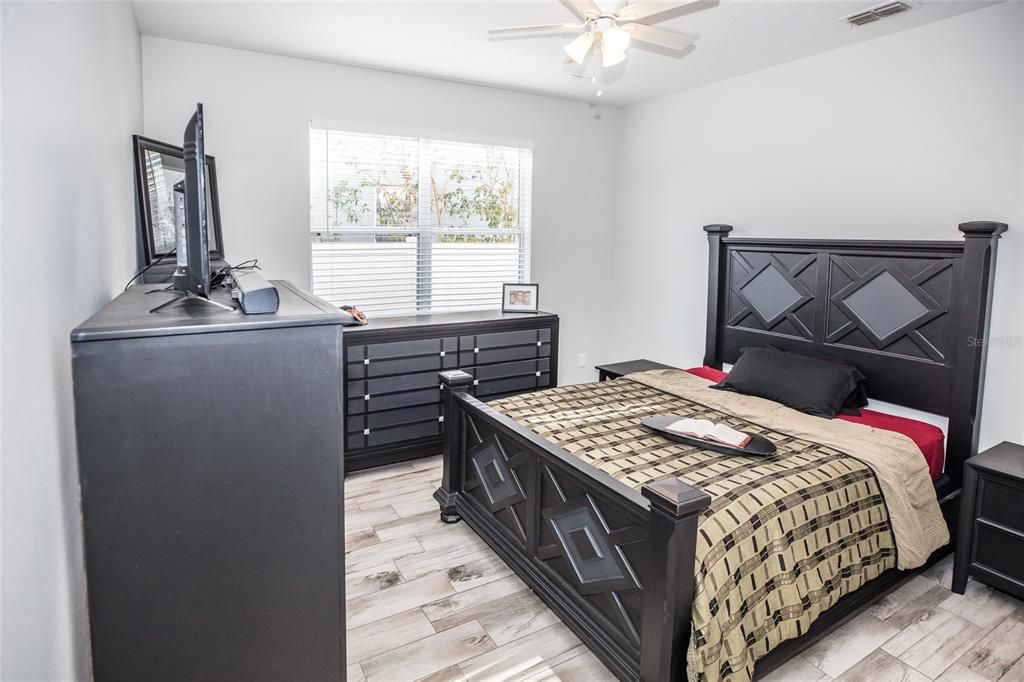 На продажу: $625,000 (6 спален, 4 ванн, 3460 Квадратных фут)