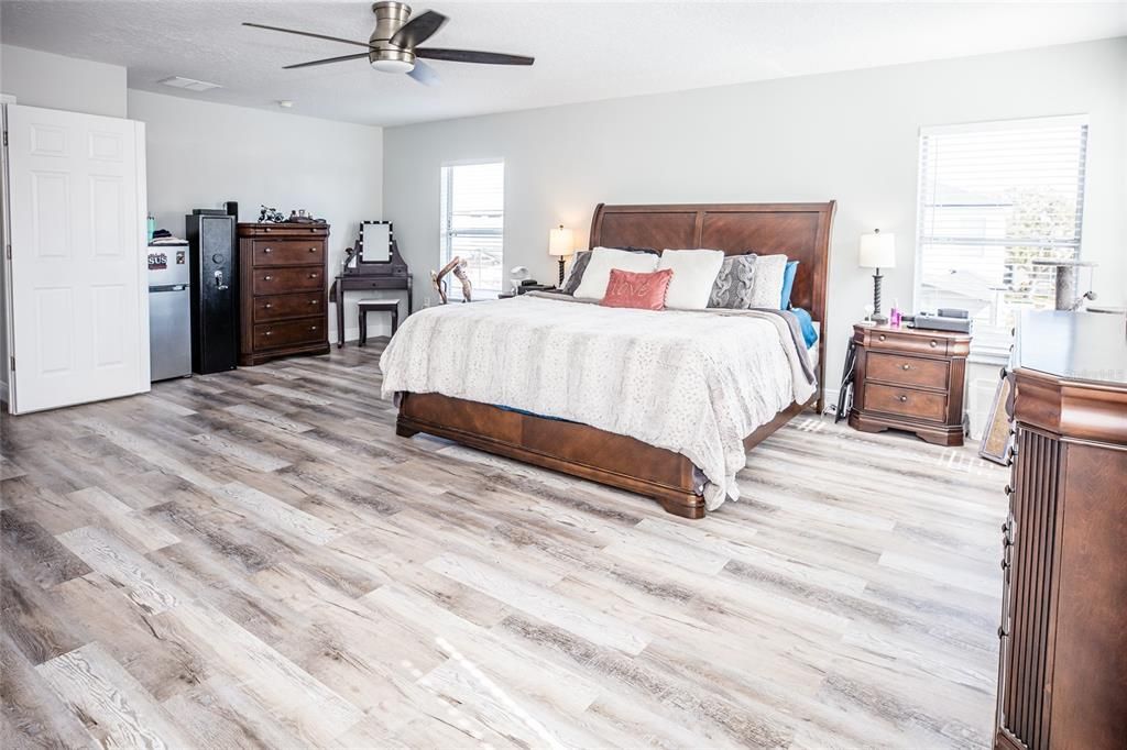 На продажу: $625,000 (6 спален, 4 ванн, 3460 Квадратных фут)