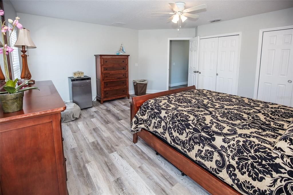 На продажу: $625,000 (6 спален, 4 ванн, 3460 Квадратных фут)