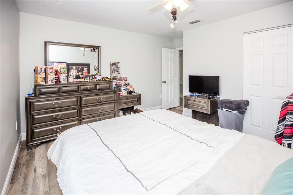 На продажу: $625,000 (6 спален, 4 ванн, 3460 Квадратных фут)