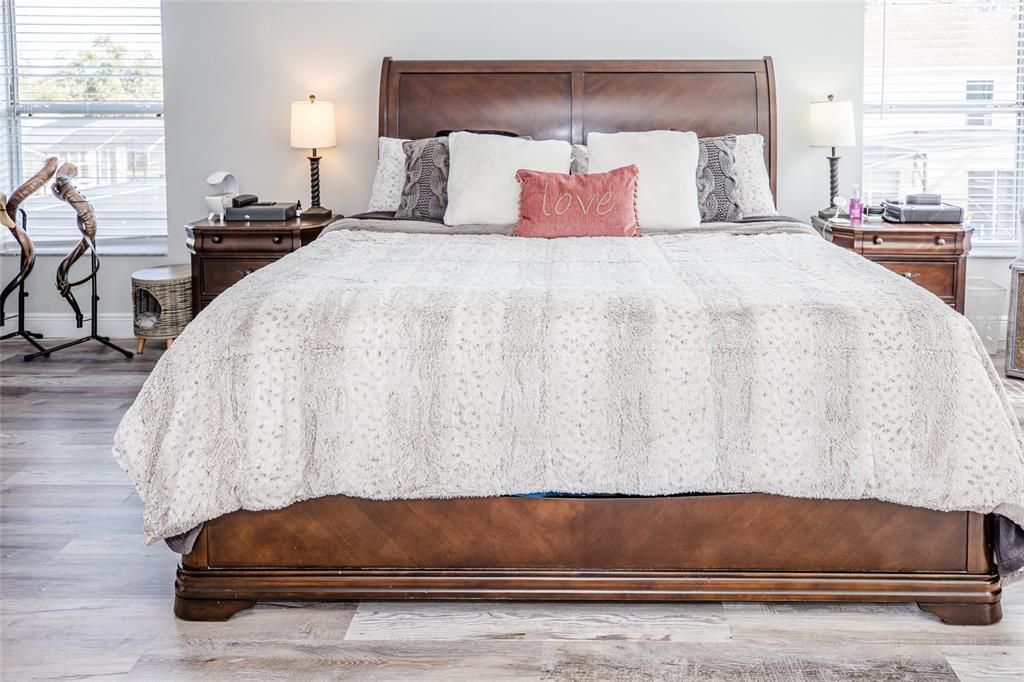 На продажу: $625,000 (6 спален, 4 ванн, 3460 Квадратных фут)