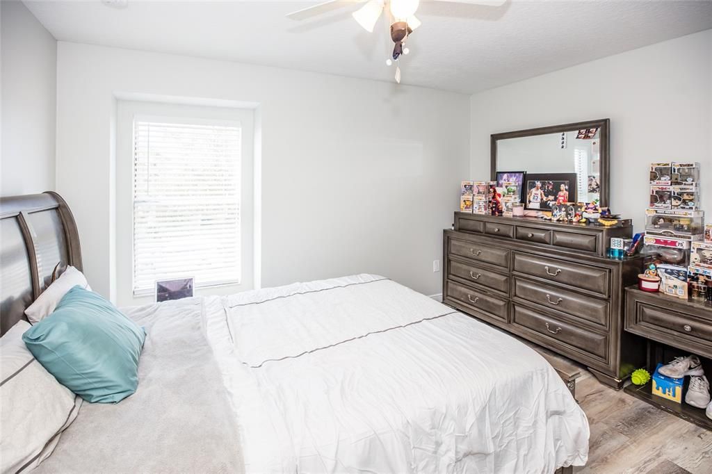 На продажу: $625,000 (6 спален, 4 ванн, 3460 Квадратных фут)