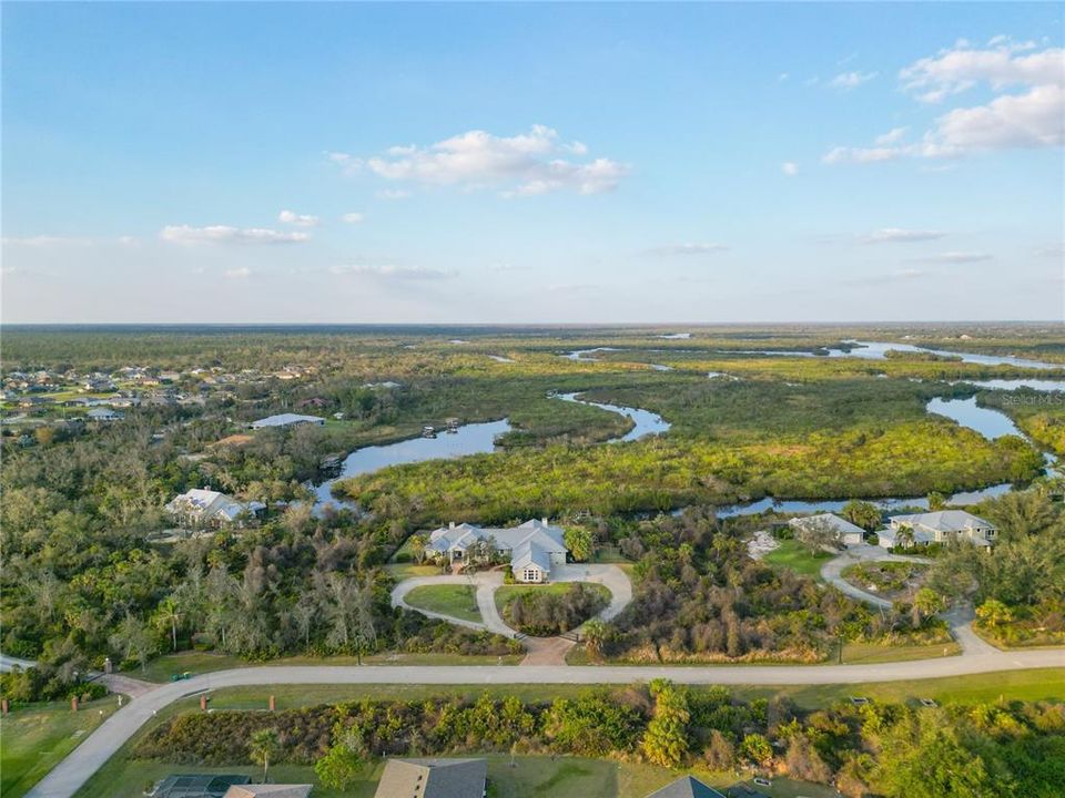 На продажу: $1,780,000 (4 спален, 4 ванн, 4652 Квадратных фут)