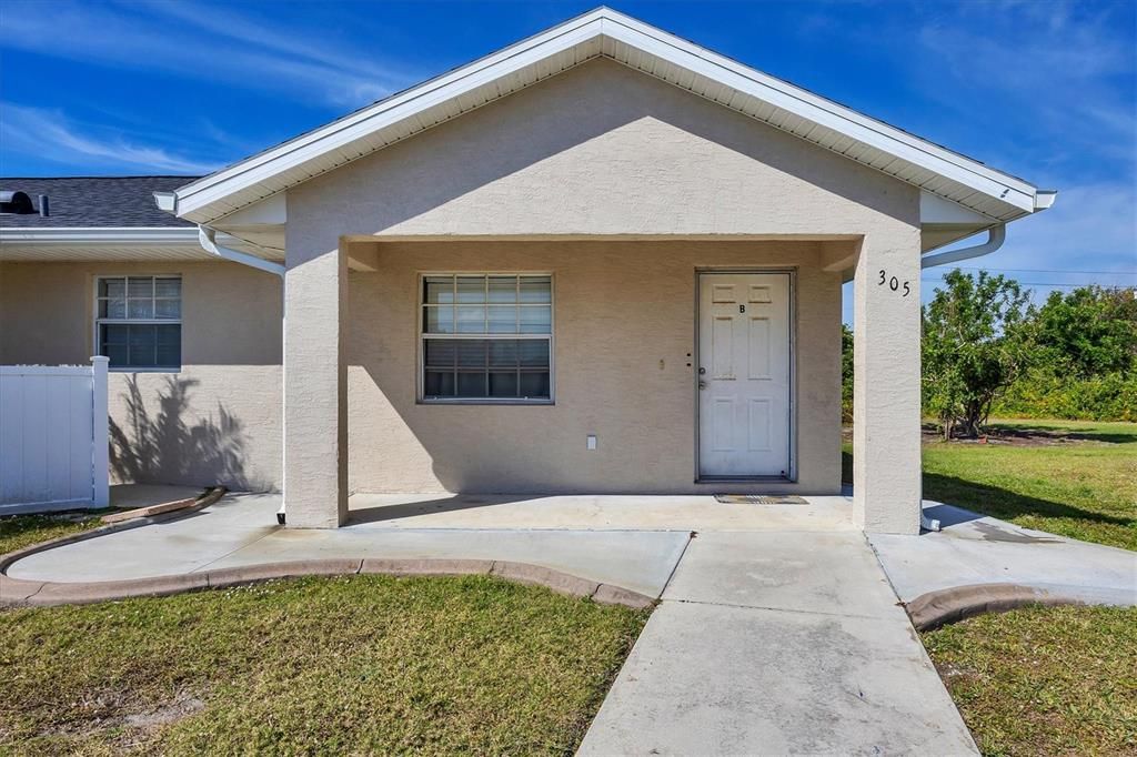 En Venta: $475,000 (4 camas, 0 baños, 1560 Pies cuadrados)