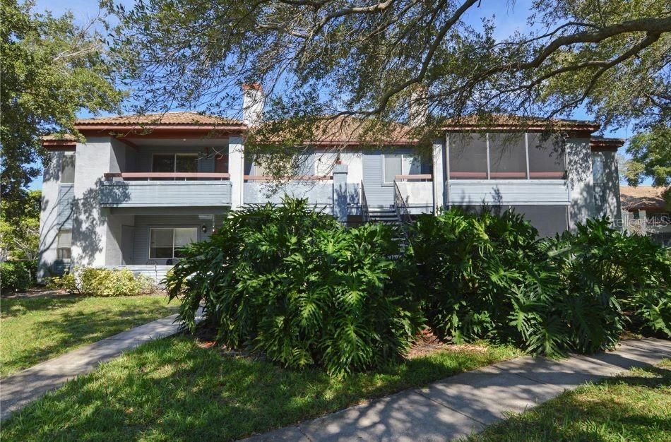 Active With Contract: $2,250 (2 beds, 2 baths, 1028 Square Feet)