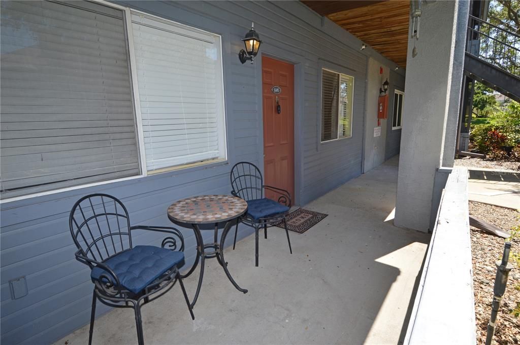 Active With Contract: $2,250 (2 beds, 2 baths, 1028 Square Feet)