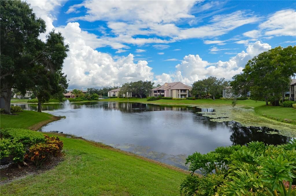 Active With Contract: $2,250 (2 beds, 2 baths, 1028 Square Feet)