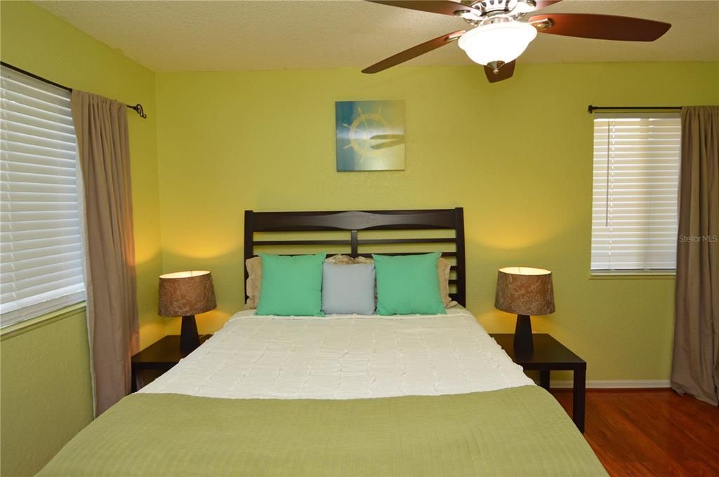 Active With Contract: $2,250 (2 beds, 2 baths, 1028 Square Feet)