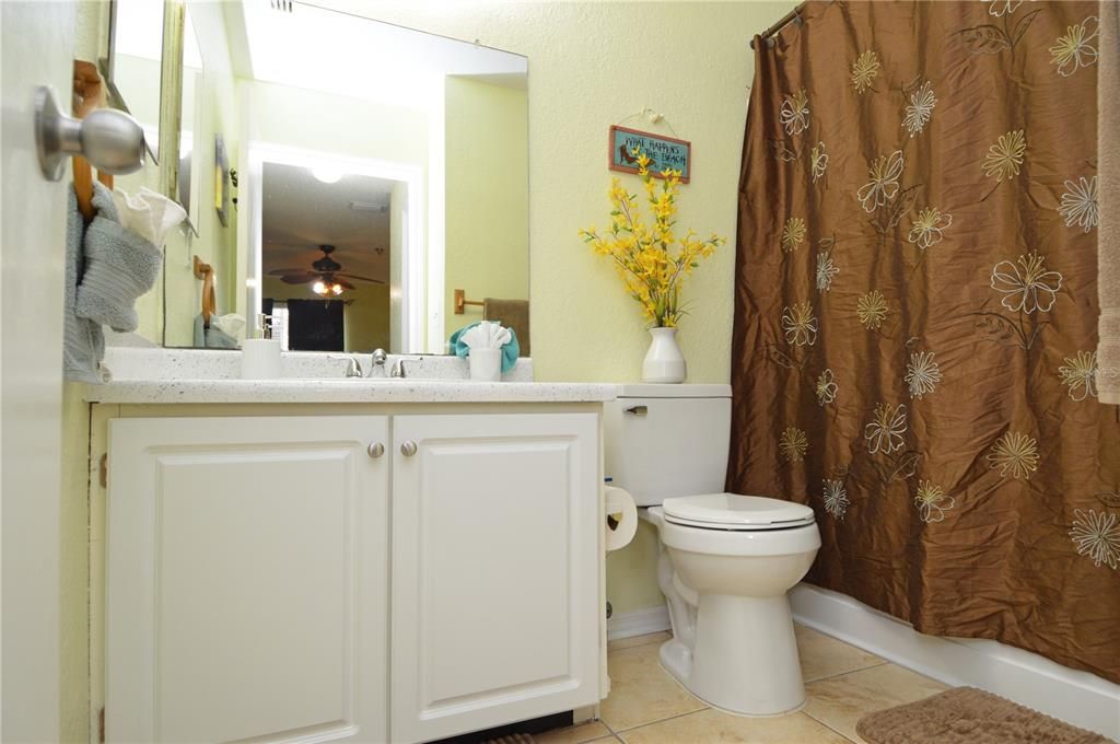 Active With Contract: $2,250 (2 beds, 2 baths, 1028 Square Feet)