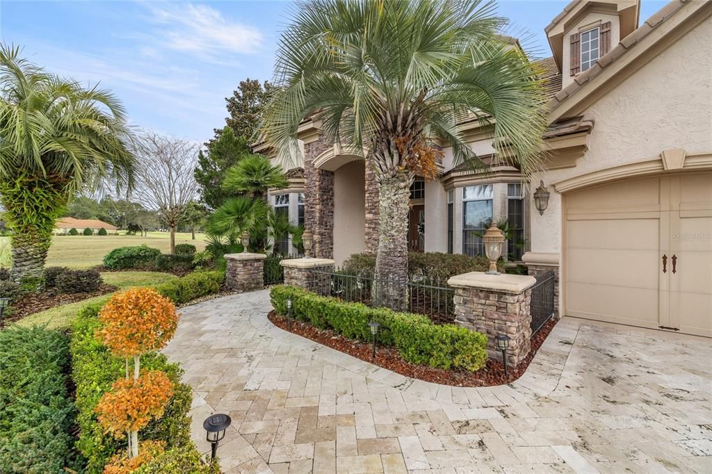 For Sale: $995,000 (4 beds, 3 baths, 3599 Square Feet)