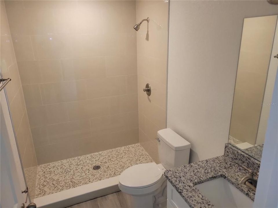 For Sale: $220,000 (3 beds, 2 baths, 1000 Square Feet)