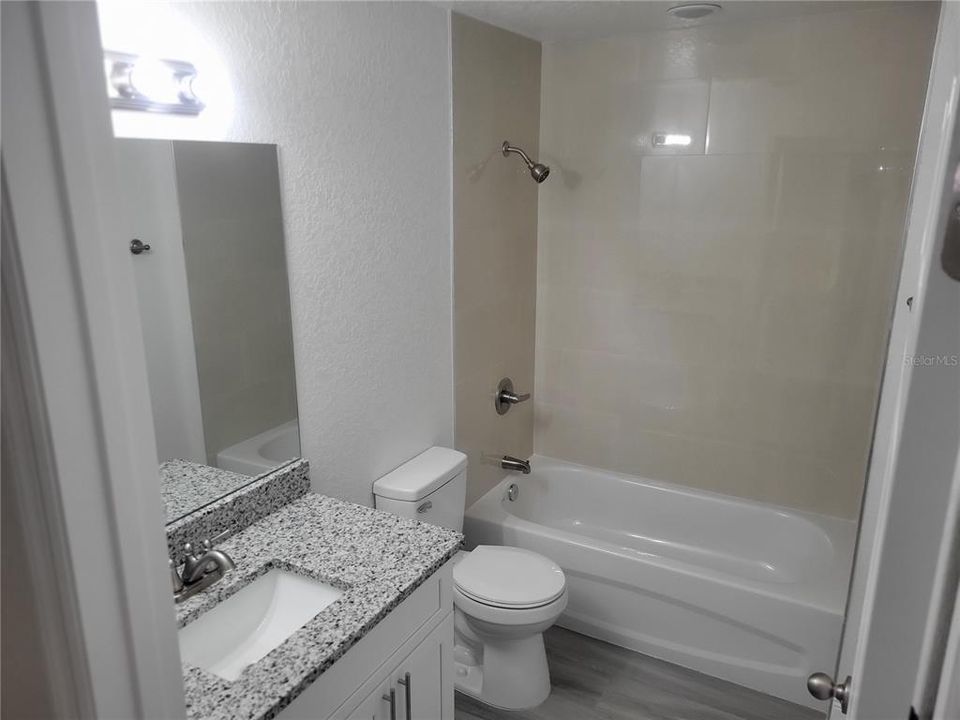 For Sale: $220,000 (3 beds, 2 baths, 1000 Square Feet)