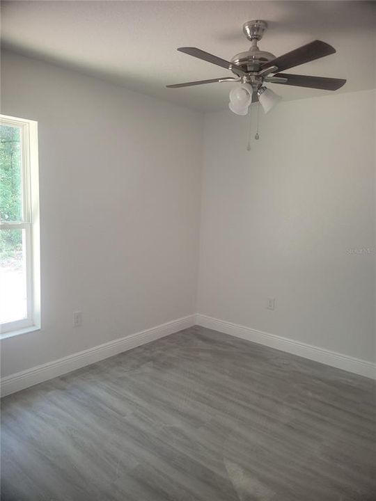 For Sale: $220,000 (3 beds, 2 baths, 1000 Square Feet)