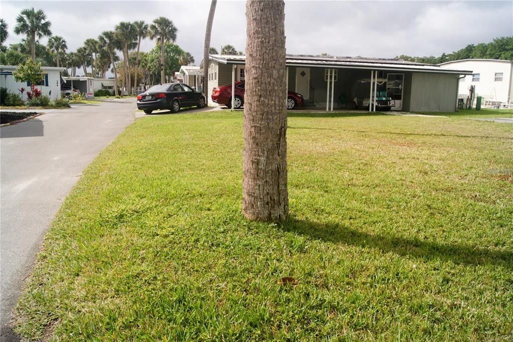 На продажу: $30,000 (0.09 acres)