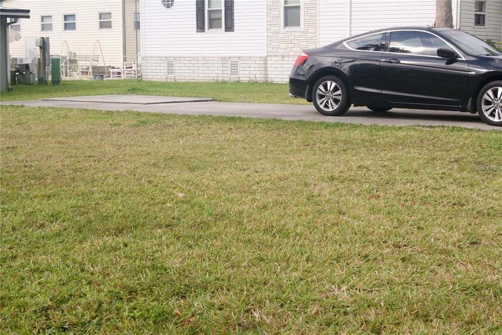 На продажу: $30,000 (0.09 acres)