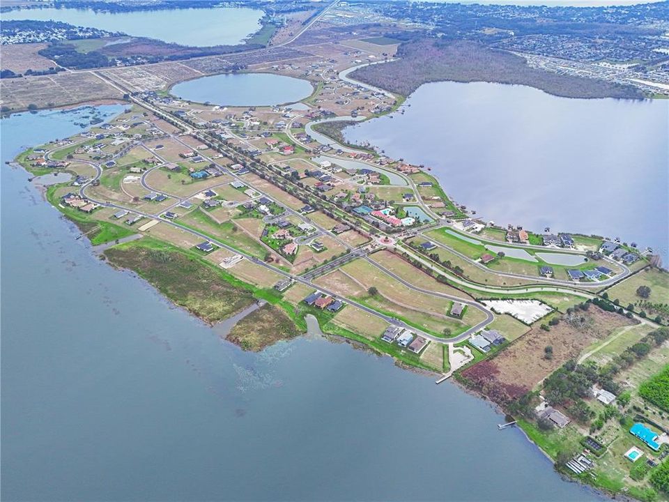 На продажу: $105,000 (0.21 acres)