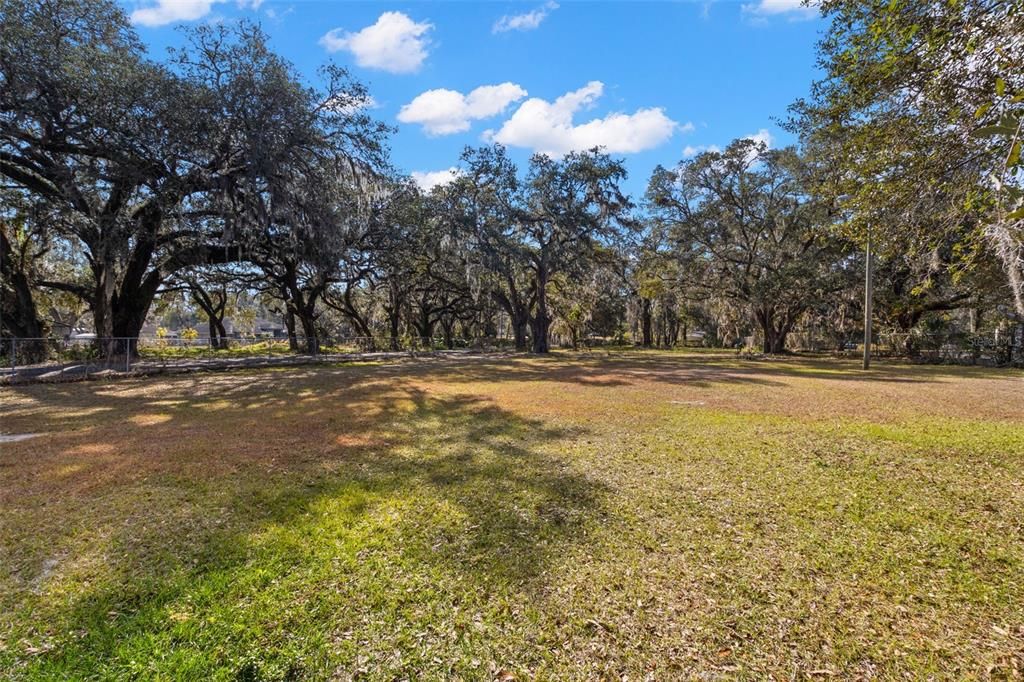 待售: $299,000 (4 贝兹, 3 浴室, 1828 平方英尺)