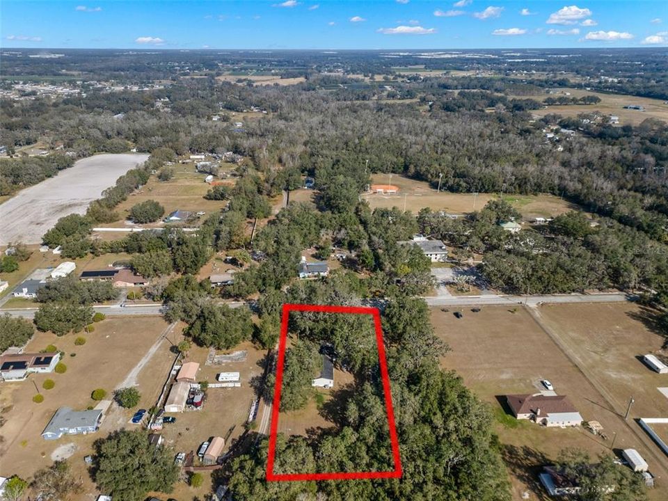 待售: $299,000 (4 贝兹, 3 浴室, 1828 平方英尺)