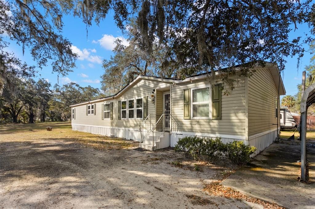 待售: $299,000 (4 贝兹, 3 浴室, 1828 平方英尺)