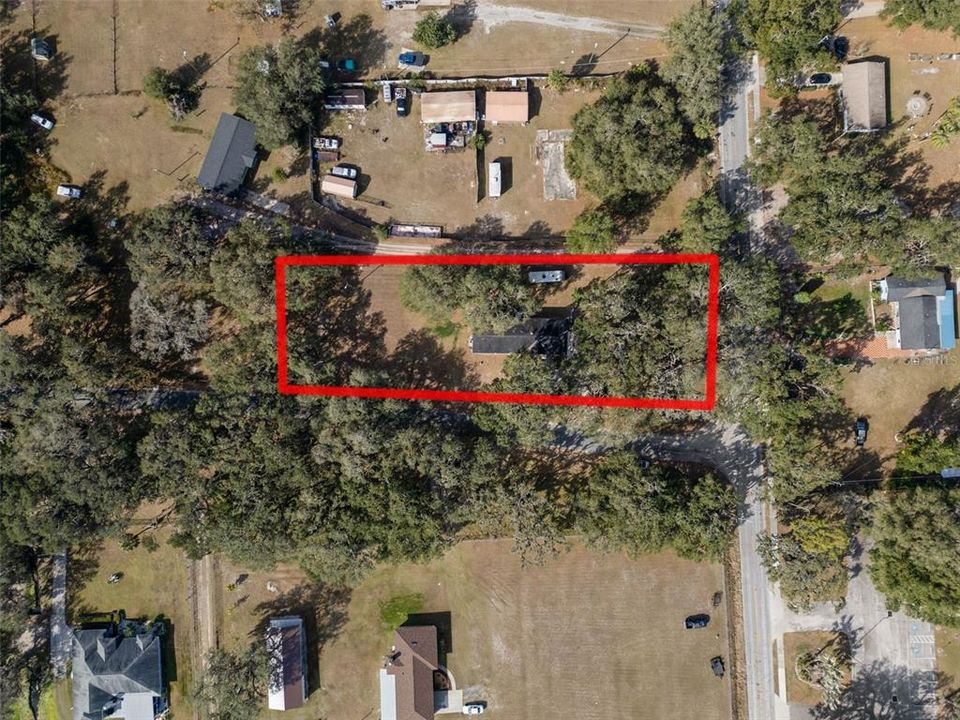 待售: $299,000 (4 贝兹, 3 浴室, 1828 平方英尺)