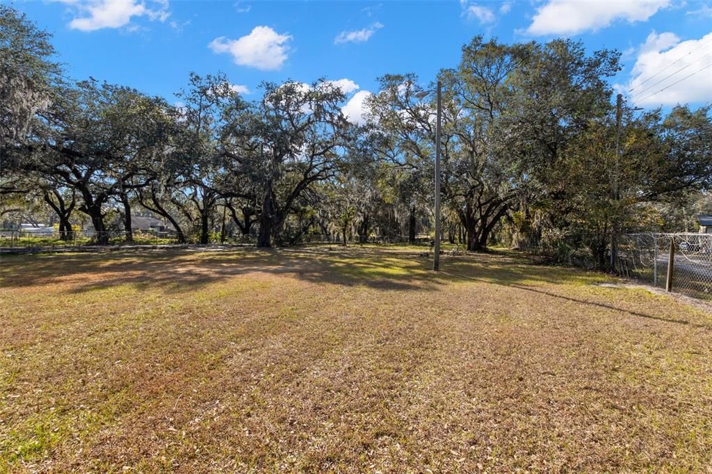 待售: $299,000 (4 贝兹, 3 浴室, 1828 平方英尺)