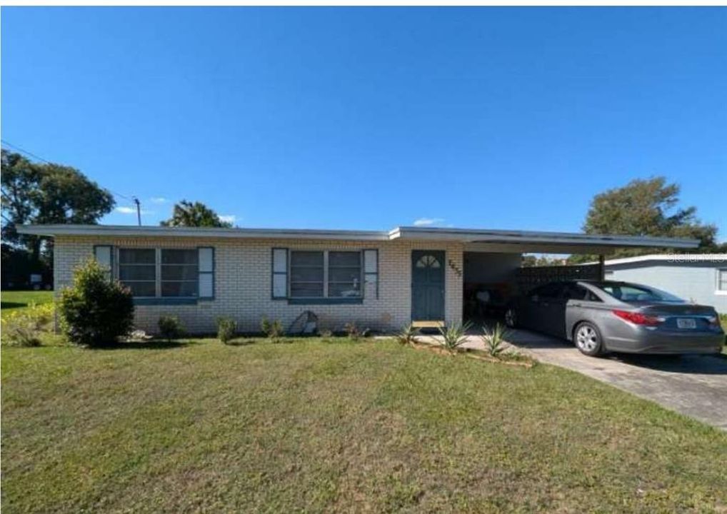 Recently Rented: $1,150 (3 beds, 1 baths, 938 Square Feet)