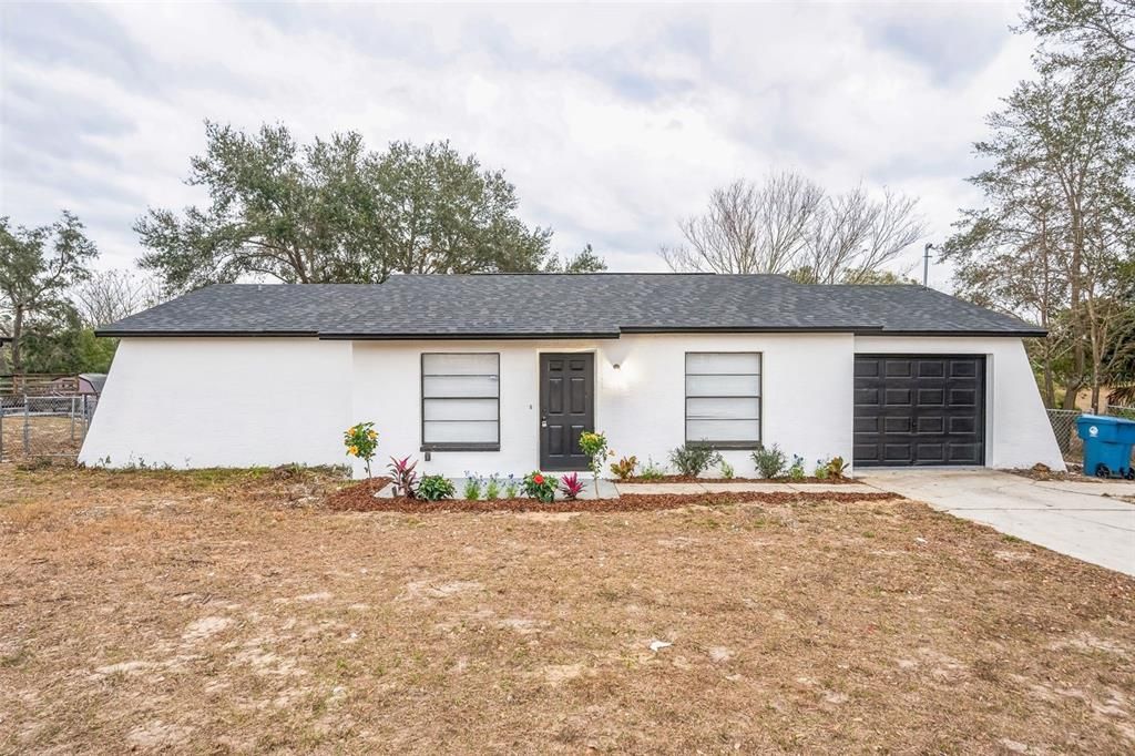 Recently Sold: $239,990 (2 beds, 2 baths, 1159 Square Feet)