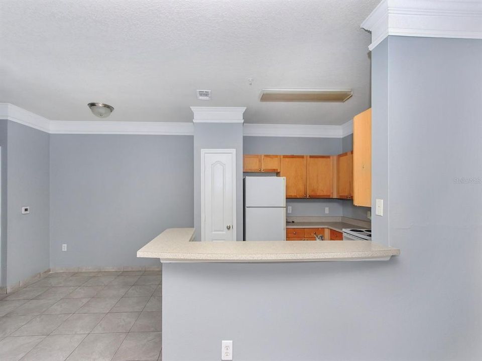Active With Contract: $1,890 (3 beds, 2 baths, 1369 Square Feet)