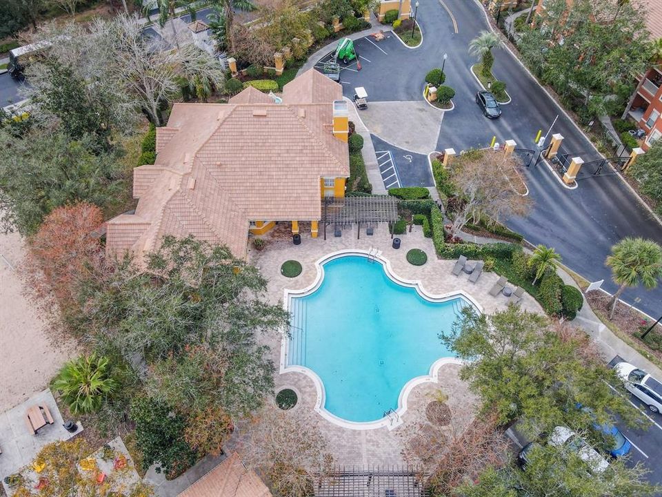 Active With Contract: $1,890 (3 beds, 2 baths, 1369 Square Feet)