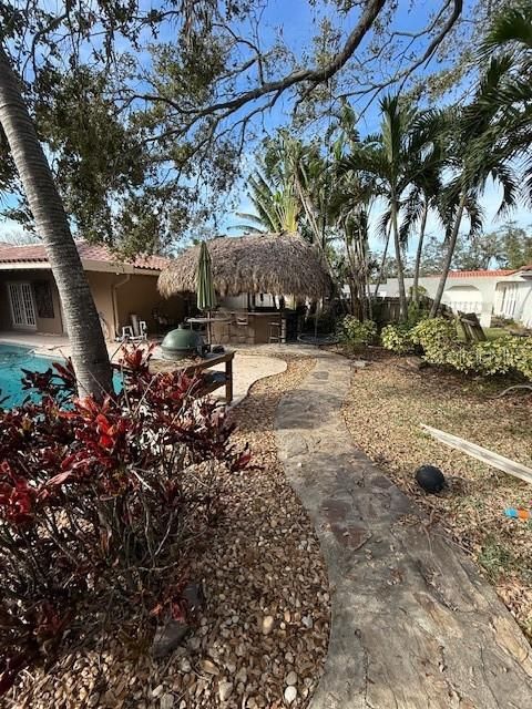 Active With Contract: $595,000 (4 beds, 3 baths, 2279 Square Feet)