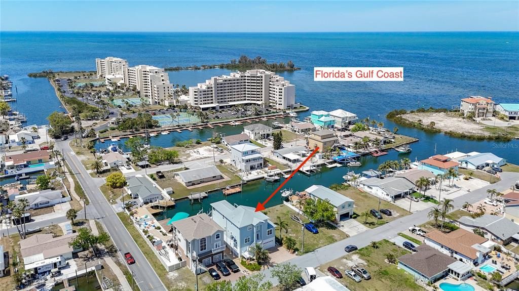 For Sale: $1,200,000 (4 beds, 4 baths, 3196 Square Feet)