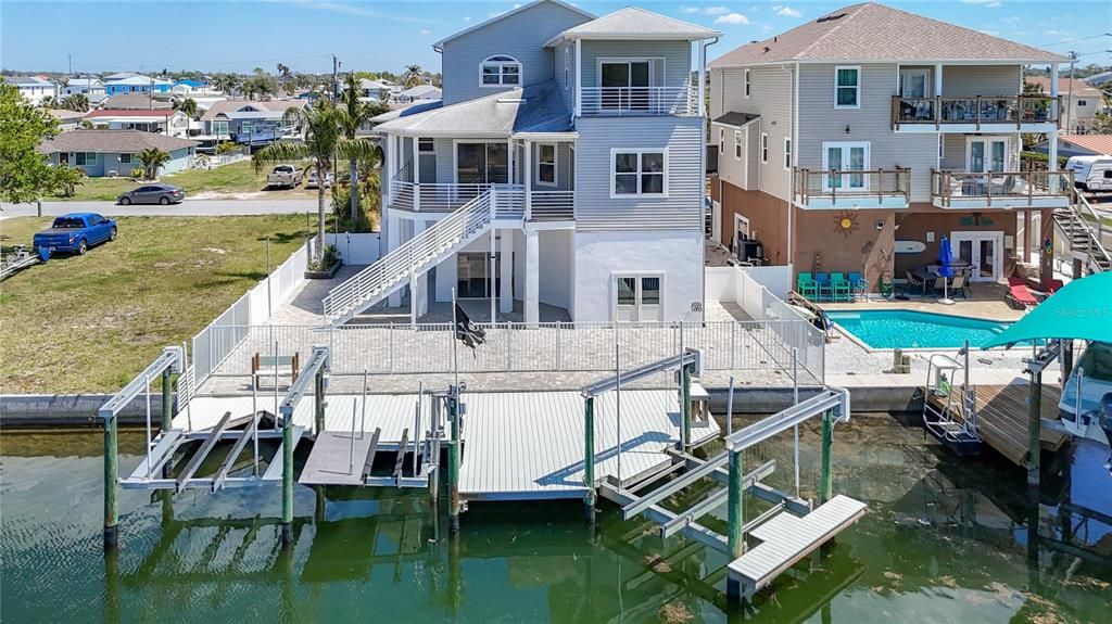 For Sale: $1,200,000 (4 beds, 4 baths, 3196 Square Feet)